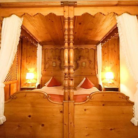 Reindl'S Partenkirchener Hof การ์มิช-พาร์เทนเคียร์เชน ภายนอก รูปภาพ